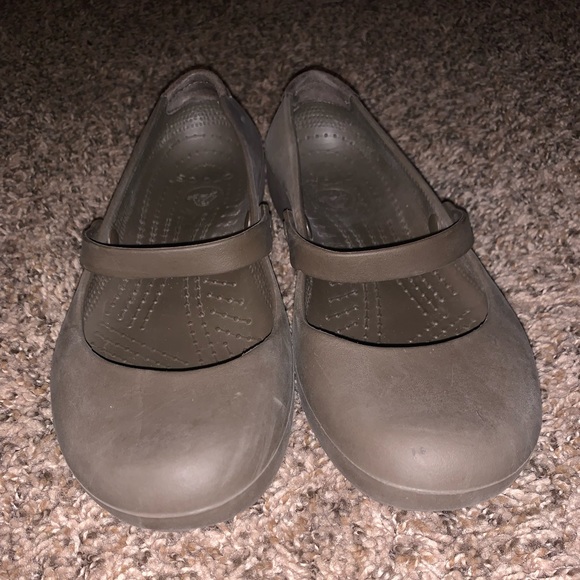 Crocs Brown Rubber Flats Size 9 - Picture 3 of 5